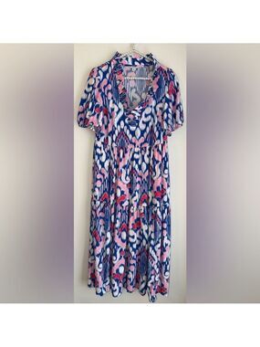 Crown & Ivy Ikat print pullover dress - size small / has pockets - very nice 🩷💙